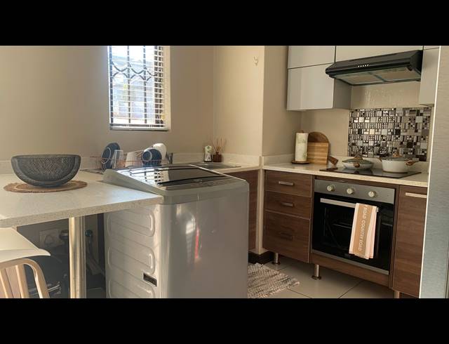 1 BEDROOM APARTMENT RENTED IN HALFWAY GARDENS